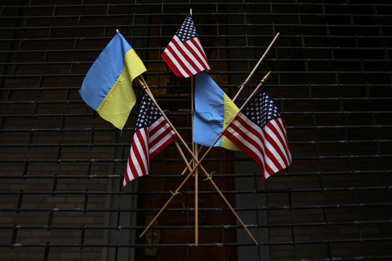 

В&nbsp;Госдепе США сообщили о&nbsp;работе над&nbsp;новыми пакетами военной помощи Украине

