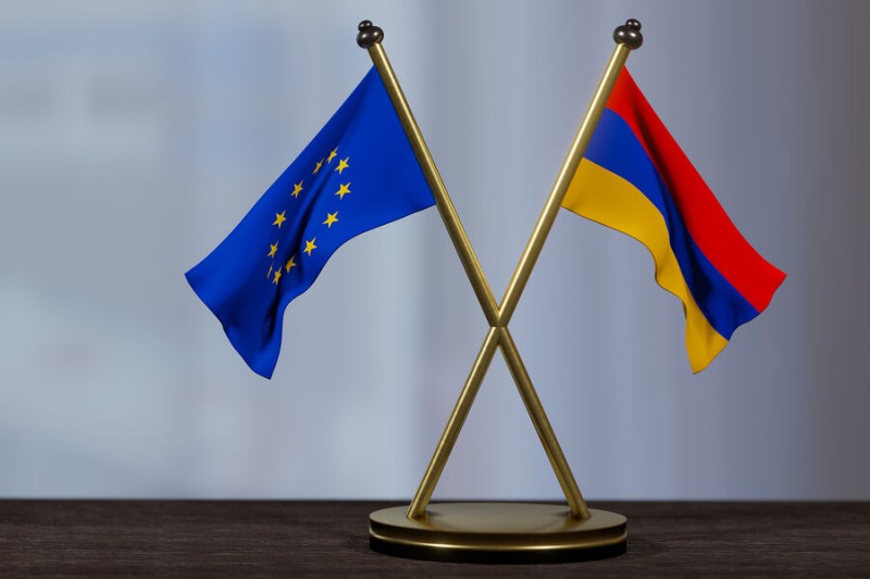 

Политолог объяснил, чем рискует Армения на&nbsp;пути в&nbsp;Евросоюз

