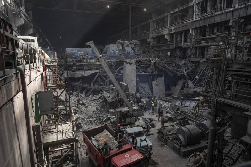 🇷🇺🇺🇦📷Предположительно на фото изображен масштаб разрушений Бурштынской ТЭС