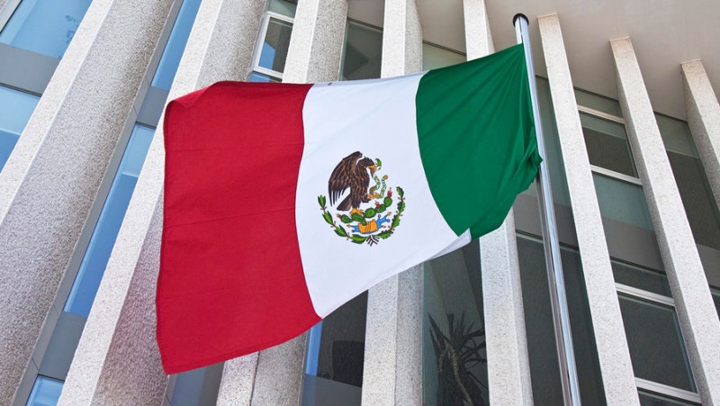

Сенат Мексики одобрил наказание за&nbsp;терапию для&nbsp;смены пола

