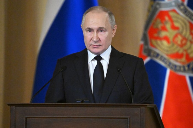 

Путин встретится с&nbsp;уходящим в&nbsp;отставку правительством

