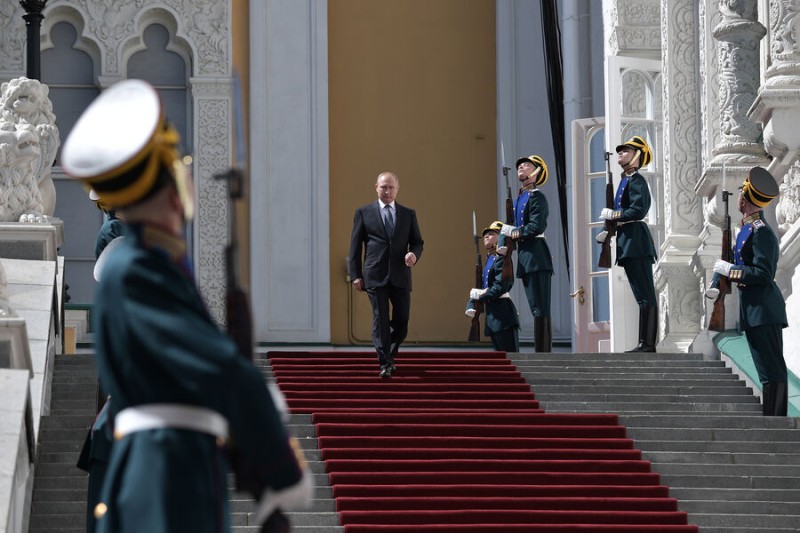 

Путин вошел в&nbsp;Андреевский зал Кремля

