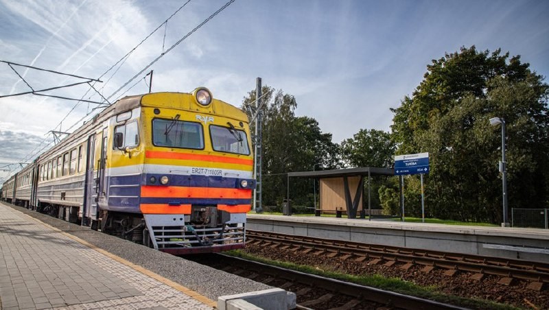 Как оказалось, Латвийские железные дороги попросили правительство разрешить им срочно закупку товаров...