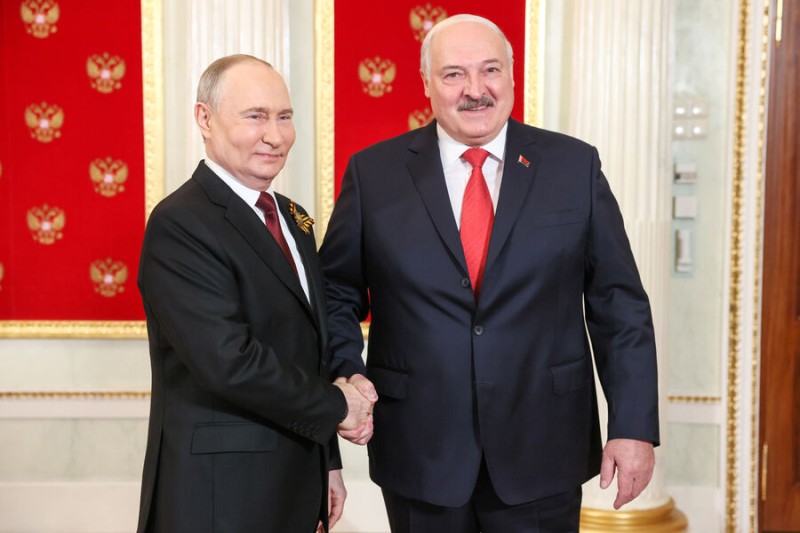 

Путин и главы иностранных государств прибыли в&nbsp;Кремль

