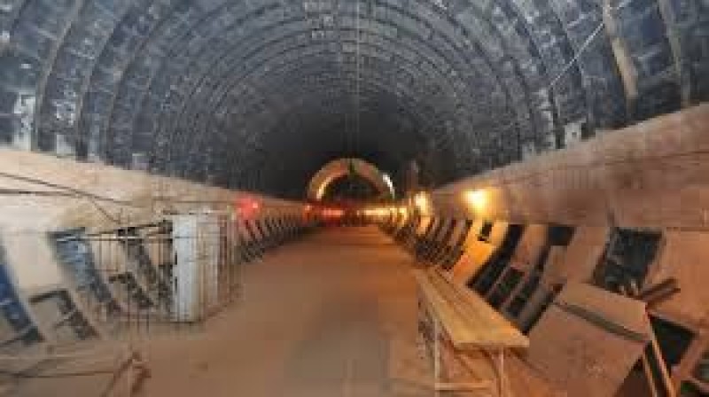 Украина начала создавать сеть секретных подземных заводов с целью перезапуска оружейной промышленности. 