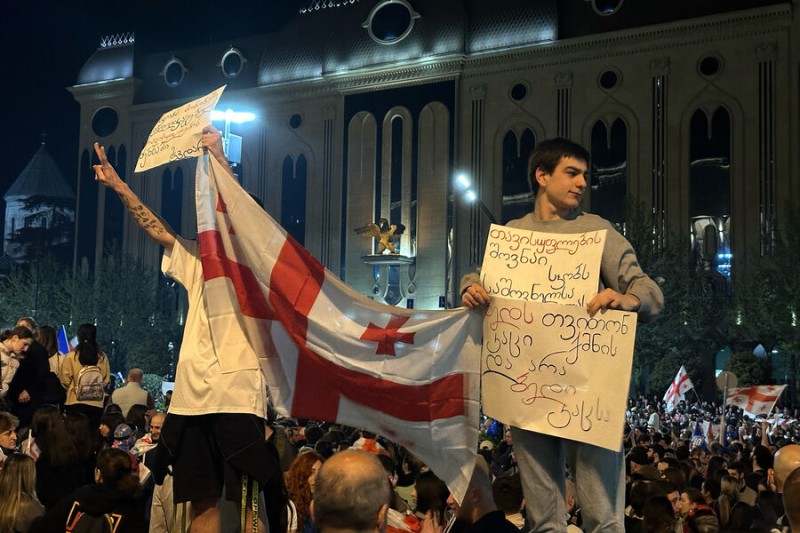 

В&nbsp;МВД Грузии заявили, что оппозиция платила участникам протестного митинга за&nbsp;беспорядки

