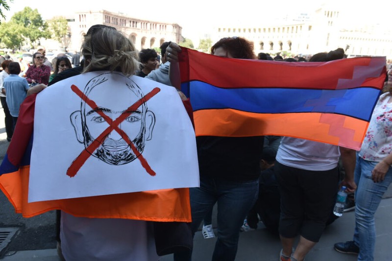 

Армянская журналистка потеряла сознание, освещая протесты в&nbsp;Ереване

